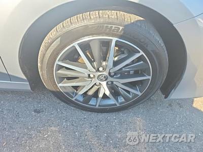 2024 Toyota Camry XLE - zdjęcie 9 z 22 - miniatura