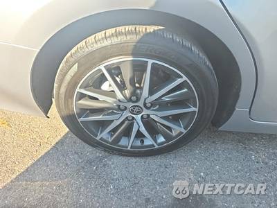 2024 Toyota Camry XLE - zdjęcie 10 z 22 - miniatura