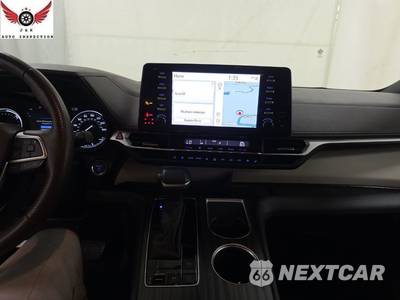 2023 Toyota Sienna Platinum 7-Passenger 120.5" WB - zdjęcie 6 z 18 - miniatura