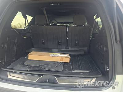 2024 Chevrolet Suburban Premier 1LZ - zdjęcie 16 z 21 - miniatura
