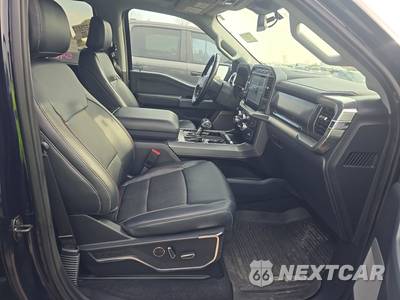 2023 Ford F-150 LARIAT Crew Cab Short Bed - zdjęcie 8 z 18 - miniatura