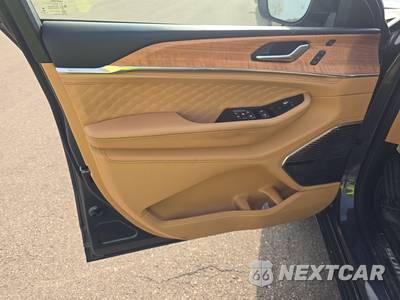 2022 Jeep Grand Cherokee Summit Reserve - zdjęcie 9 z 20 - miniatura
