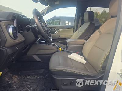 2025 Chevrolet Colorado ZR2 Crew Cab Short Bed 4ZR - zdjęcie 7 z 17 - miniatura