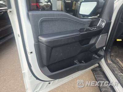 2023 Ford F-150 LARIAT Crew Cab Short Bed - zdjęcie 9 z 17 - miniatura