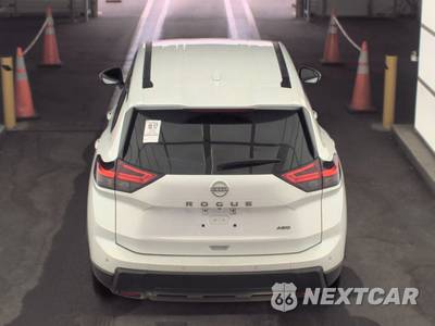 2025 Nissan Rogue SV - zdjęcie 6 z 27 - miniatura