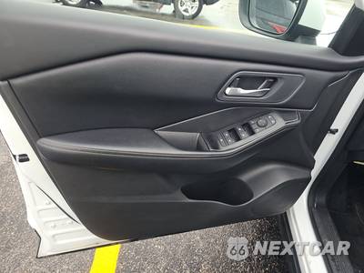 2025 Nissan Rogue SV - zdjęcie 15 z 27 - miniatura