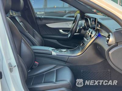 2019 Mercedes-Benz C 300 4MATIC Sedan - zdjęcie 24 z 28 - miniatura