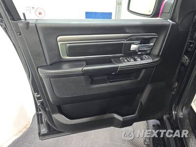 2022 Ram 1500 Classic Warlock Crew Cab Short Bed - zdjęcie 9 z 21 - miniatura