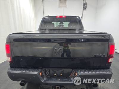 2022 Ram 1500 Classic Warlock Crew Cab Short Bed - zdjęcie 5 z 21 - miniatura