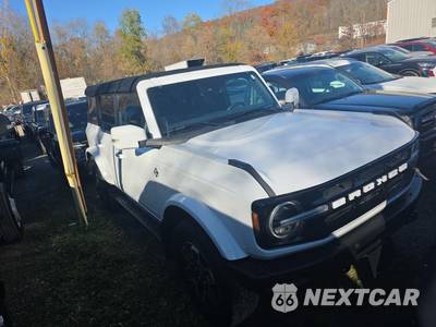 2022 Ford Bronco Outer Banks - zdjęcie 3 z 21 - miniatura