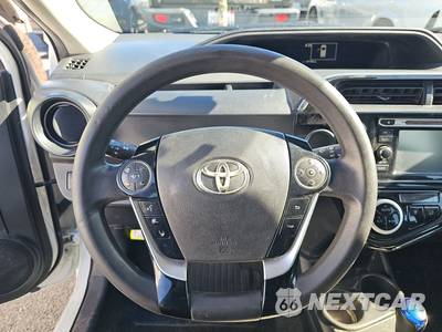 2018 Toyota Prius c One - zdjęcie 10 z 65 - miniatura