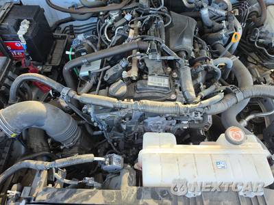 2025 Toyota Tacoma SR Crew Cab Medium Bed - zdjęcie 15 z 35 - miniatura