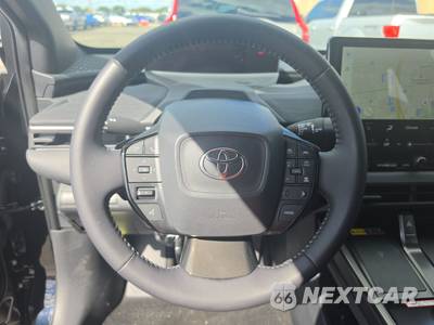 2026 Toyota C-HR SE - zdjęcie 10 z 20 - miniatura