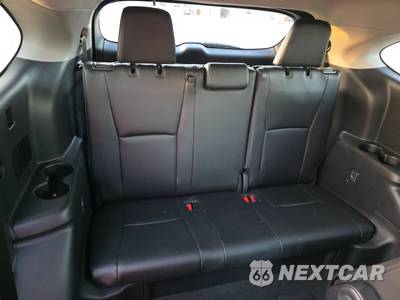 2025 Toyota Highlander XLE - zdjęcie 14 z 24 - miniatura