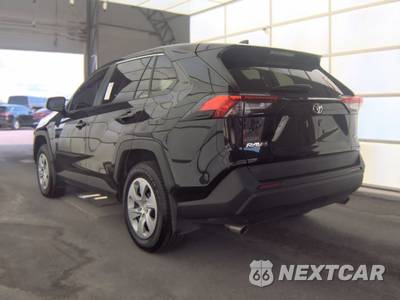 2025 Toyota RAV4 LE - zdjęcie 6 z 30 - miniatura