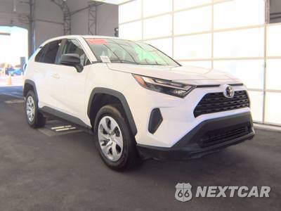 2025 Toyota RAV4 LE - zdjęcie 3 z 25 - miniatura