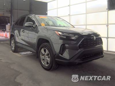 2024 Toyota RAV4 XLE - zdjęcie 3 z 20 - miniatura
