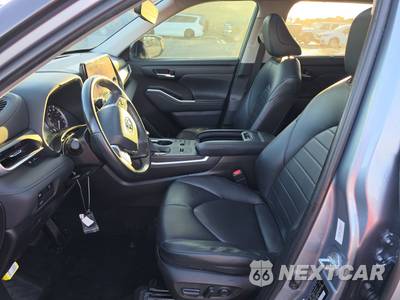 2023 Toyota Highlander XLE - zdjęcie 7 z 36 - miniatura
