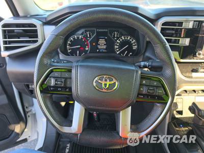 2023 Toyota Tundra SR5 Crew Cab Short Bed - zdjęcie 10 z 35 - miniatura