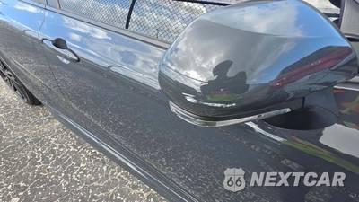 2025 Toyota Camry XSE - zdjęcie 26 z 30 - miniatura