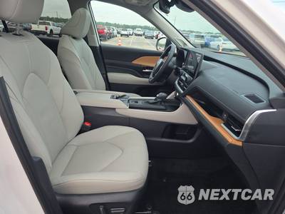 2026 Toyota Grand Highlander Limited - zdjęcie 8 z 28 - miniatura
