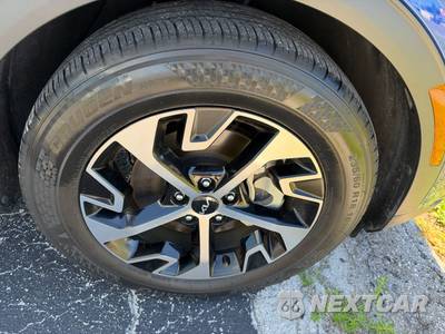 2024 Kia Sportage EX - zdjęcie 9 z 17 - miniatura