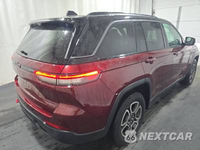 2022 Jeep Grand Cherokee Trailhawk - zdjęcie 4 z 23 - miniatura