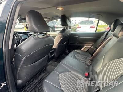 2018 Toyota Camry SE - zdjęcie 11 z 13 - miniatura