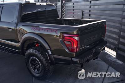 2024 Ford F-150 Raptor Crew Cab Short Bed - zdjęcie 9 z 99 - miniatura