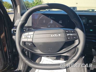 2026 Kia Sportage EX - zdjęcie 10 z 18 - miniatura