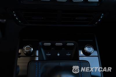 2025 Porsche 911 GT3 - zdjęcie 24 z 78 - miniatura
