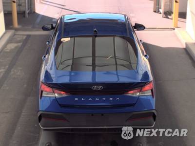2024 Hyundai Elantra SEL - zdjęcie 5 z 27 - miniatura