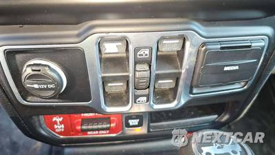 2018 Jeep Wrangler Unlimited Rubicon - zdjęcie 19 z 26 - miniatura