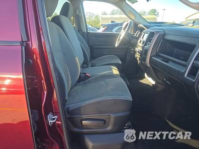 2022 Ram 1500 Classic Tradesman Crew Cab Short Bed - zdjęcie 8 z 36 - miniatura