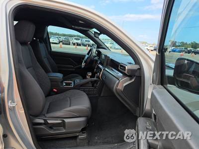 2024 Toyota Tacoma SR5 Crew Cab Medium Bed - zdjęcie 8 z 35 - miniatura
