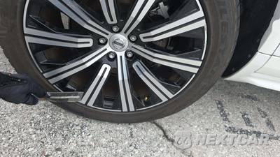 2023 Volvo XC90 B6 Plus 7-Passenger - zdjęcie 29 z 32 - miniatura