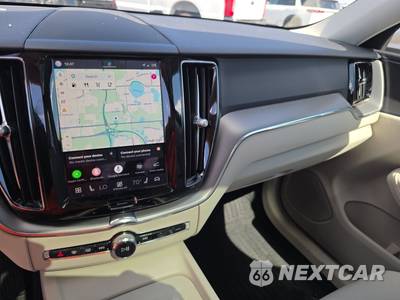 2024 Volvo XC60 B5 Core Dark Theme - zdjęcie 11 z 28 - miniatura
