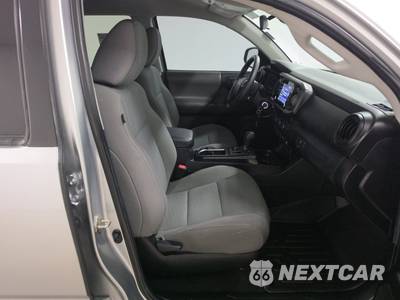 2022 Toyota Tacoma SR Crew Cab Medium Bed - zdjęcie 8 z 18 - miniatura