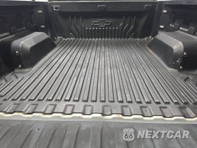 2022 Chevrolet Silverado 1500 LT Crew Cab Short Bed 1LT - zdjęcie 16 z 18 - miniatura