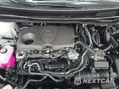 2026 Toyota Sienna XLE 8-Passenger - zdjęcie 16 z 18 - miniatura