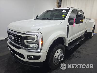 2026 Ford Super Duty F-450 Platinum Crew Cab Long Bed DRW