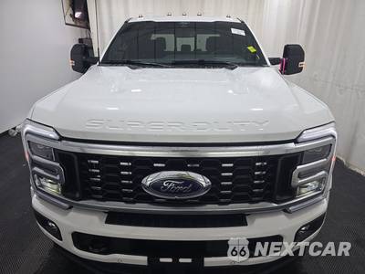 2026 Ford Super Duty F-450 Platinum Crew Cab Long Bed DRW - zdjęcie 2 z 18 - miniatura