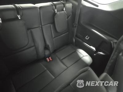 2025 Ford Explorer ST - zdjęcie 14 z 18 - miniatura