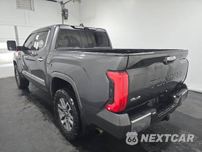 2022 Toyota Tundra Platinum Crew Cab Short Bed - zdjęcie 6 z 25 - miniatura