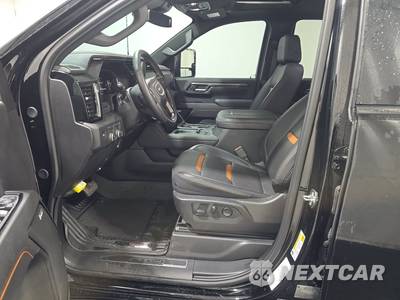 2026 GMC Sierra 2500HD AT4 Crew Cab Medium Bed - zdjęcie 7 z 17 - miniatura