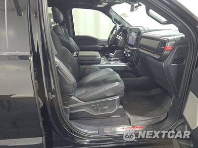 2026 Ford F-150 Raptor Crew Cab Short Bed - zdjęcie 8 z 17 - miniatura