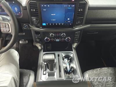 2026 Ford F-150 Tremor Crew Cab Short Bed - zdjęcie 11 z 17 - miniatura