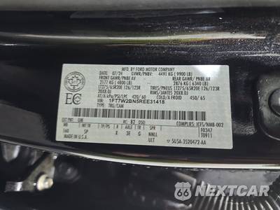 2024 Ford Super Duty F-250 King Ranch Crew Cab Medium Bed - zdjęcie 14 z 17 - miniatura