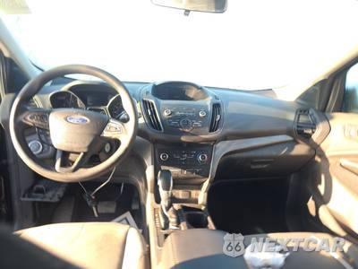 2019 Ford Escape S - zdjęcie 11 z 62 - miniatura