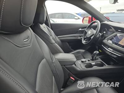 2019 Cadillac XT4 Premium Luxury 1SE - zdjęcie 8 z 24 - miniatura